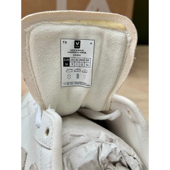 NIB Veja Extra-White Natural Suede Campo Chic Neutral Everyday Sneakers US 5 - Picture 7 of 8